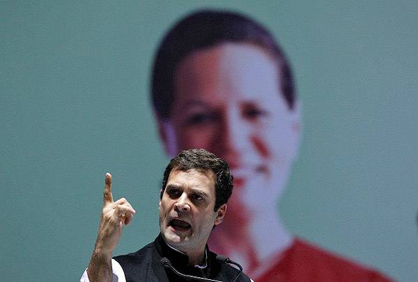 Sonia Gandhi keeps poker face