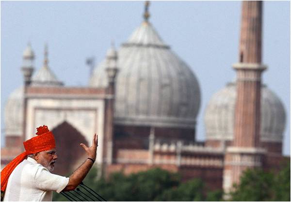 Painting the Red Fort saffron