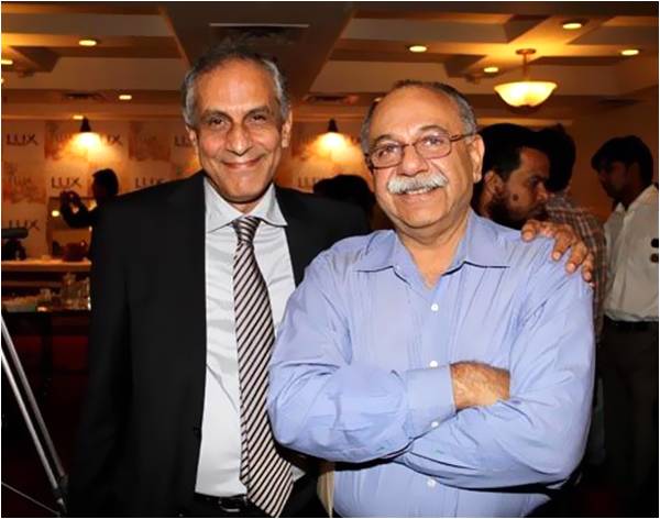 Karachi: A Parallel Narrative