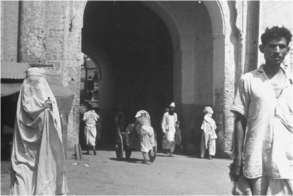 Life in Lahore (1946)
