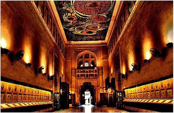 An afternoon at the Lahore Museum