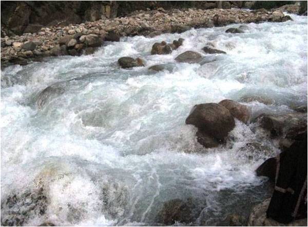 In floods’ defense