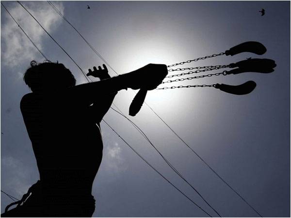 Two attacks target Shia mourners