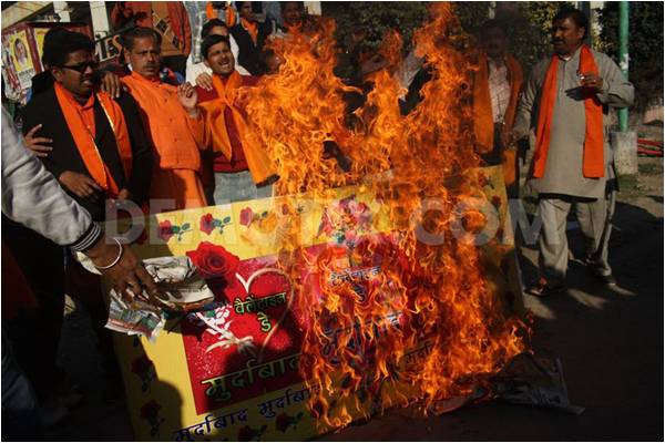 Maharashtra’s poisoned apple