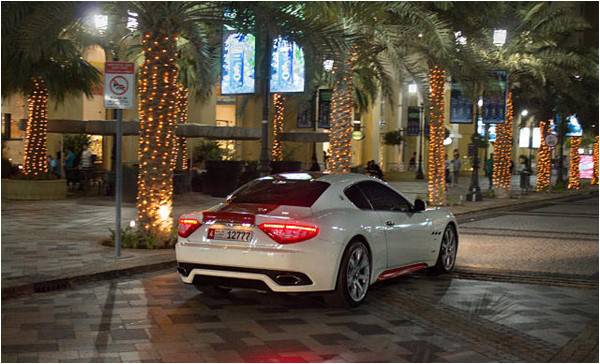 Dubai Vibes