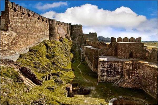 The last siege of Rohtas