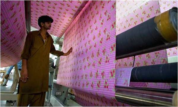 Is there de-industrialization in Pakistan?