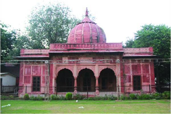 A Caligula in the Red Fort