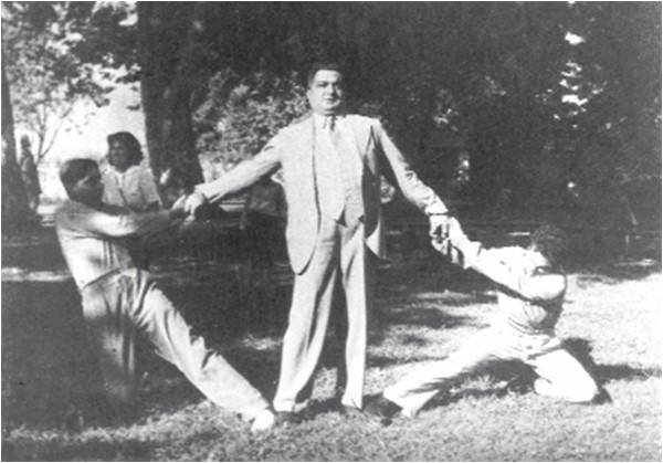 A time for recreation (Srinagar, 1943)