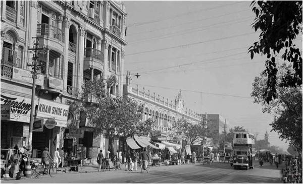 Gulli danda, hockey sticks and taking the 5A bus in 1970s Karachi