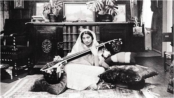 Britain's first Muslim war heroine (circa 1935)