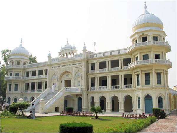 Myriad faces of Sheikhupura