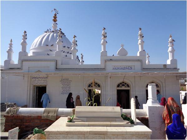 Swamis and Sufis