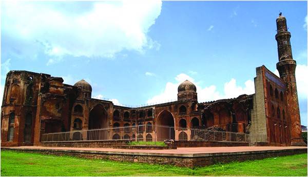 A Khorasani gift to the Deccan - III