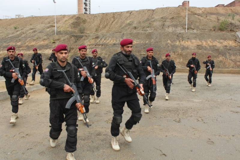 Who will police the new districts of Khyber Pakhtunkhwa?