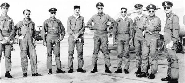 How a young air force organized a Sabre-only flypast
