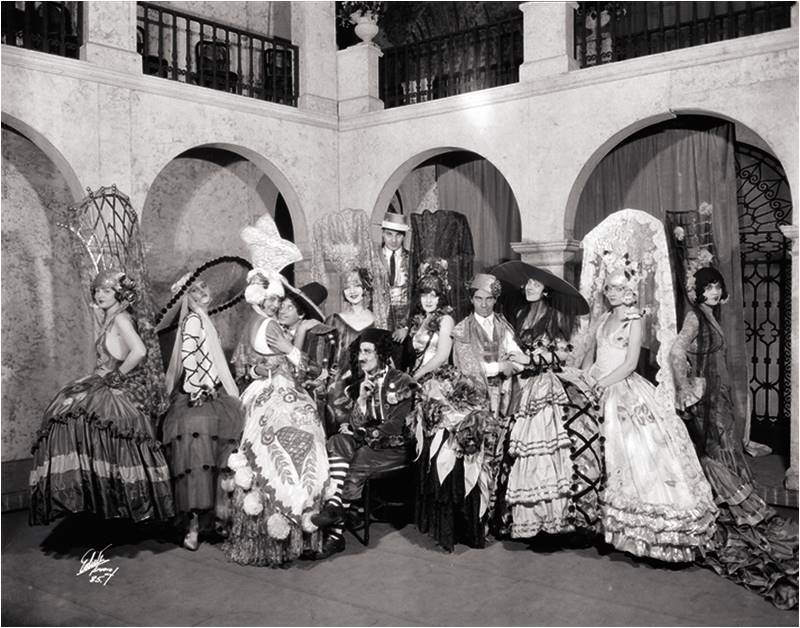 Cocoanuts (1925-1926)