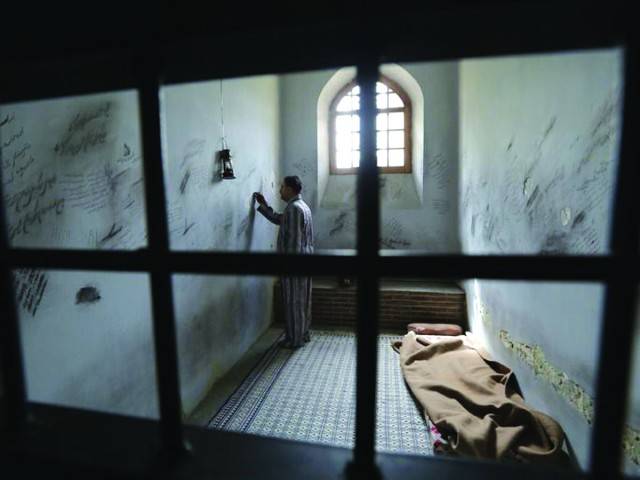 LHC questions government about extradition of Pakistanis jailed in Iran