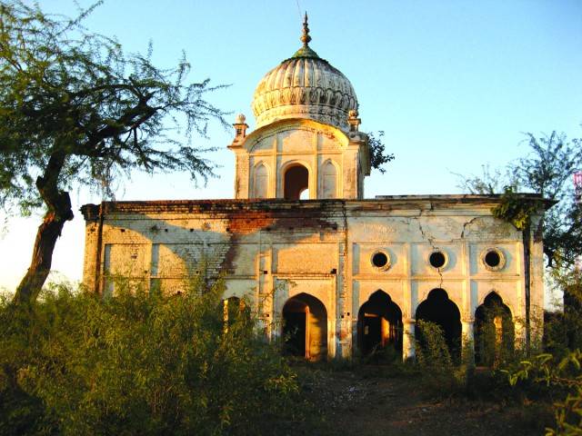 Samadhis of Pothohar