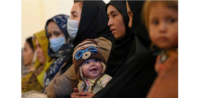 Hazaras Face Difficulties As Afghan Refugees Are Stranded At Border Crossings With Pakistan