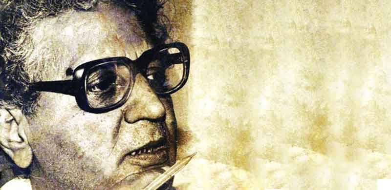 'In the City, The Mullah Roams Fearlessly'