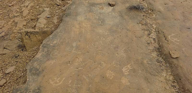 Rock Carvings And Stone Structures Of Suhri Jhap In Gadap, Karachi