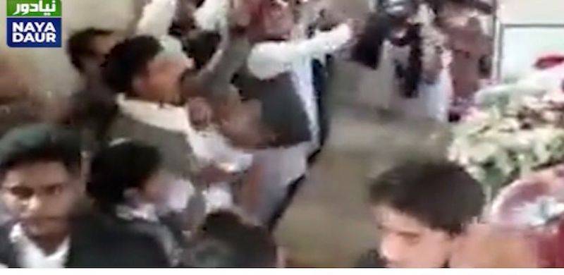 TLP Supporters Take Over Allama Iqbal's Mausoleum On His Birth Anniversary, Chant Slogans
