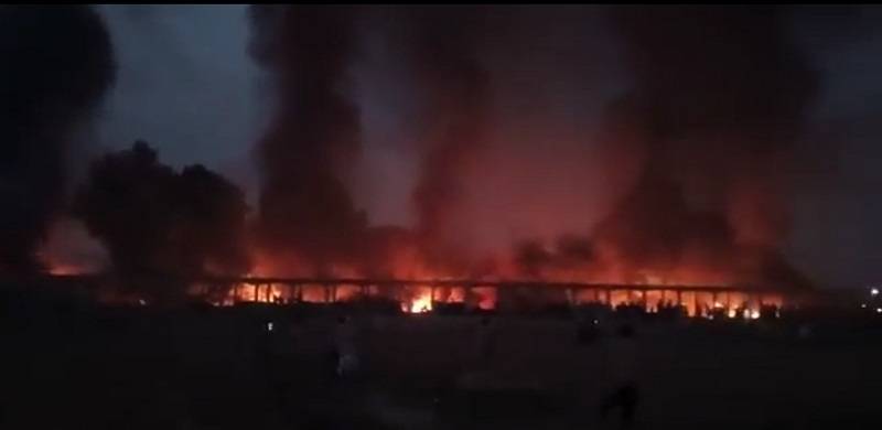 Mob In Charsadda Sets Fire To Police Station After Cops Refuse To Give Up Blasphemy Accused