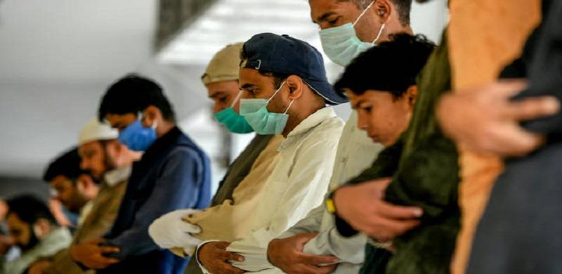 Unvaccinated Worshippers Barred From Entering Mosques As NCOC Issues Fresh Covid Guidelines