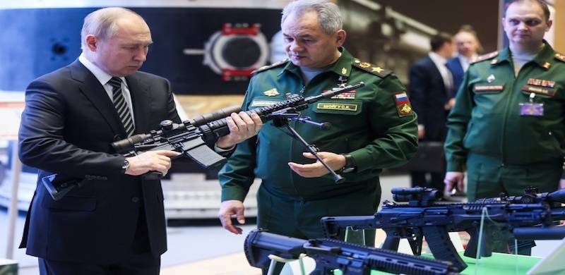 Russia-Ukraine Crisis: Is Putin Bluffing?