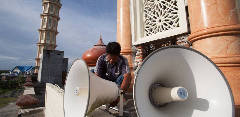 In Another Attempt To Persecute Muslims, Hindu Extremists Object To Azaan On Loudspeakers