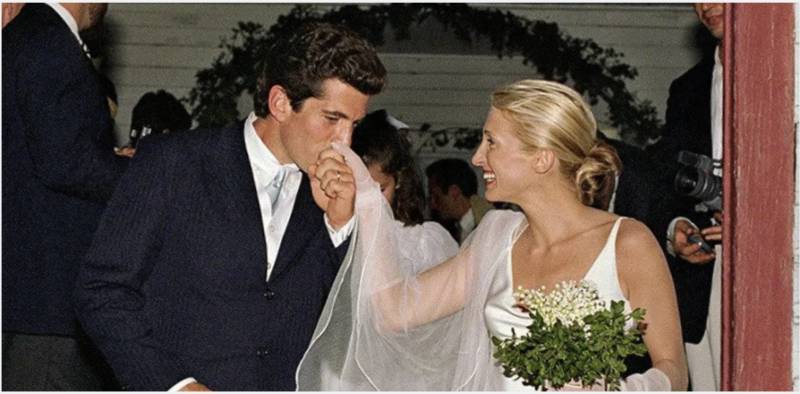 How Carolyn Besset-Kennedy's Wedding Dress Cemented Minimalism
