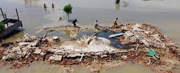Death Toll of Pakistan's Flood Rises To 1208, Includes 416 Children