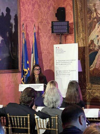 Nighat Dad Presents A New Deal For Journalism To Global Leaders