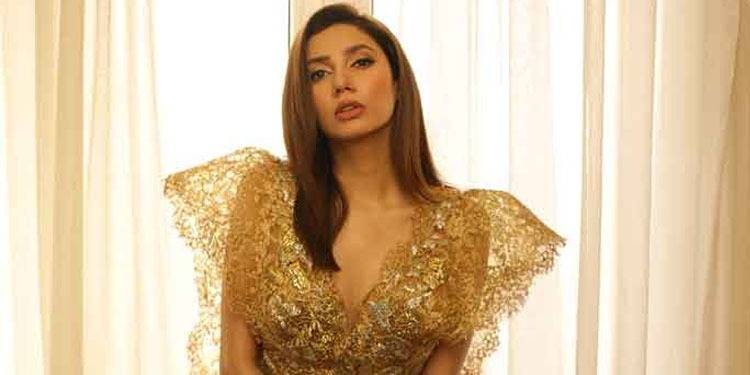Shimmering Mahira Khan Breaks Internet With Viral Instagram Reel