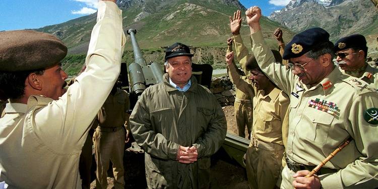 'Nawaz Sharif Does Not Err When Selecting COAS'