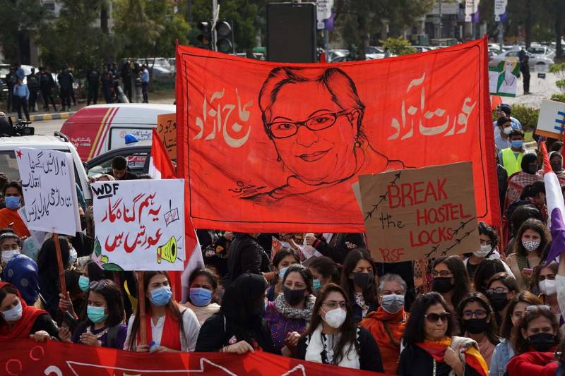 New Social Media Laws Needed To Curb Defamation Of Women In Politics