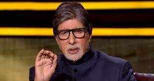 Big Award For The Big 'B': Amitabh Bachchan Receives Lifetime Achievement Award