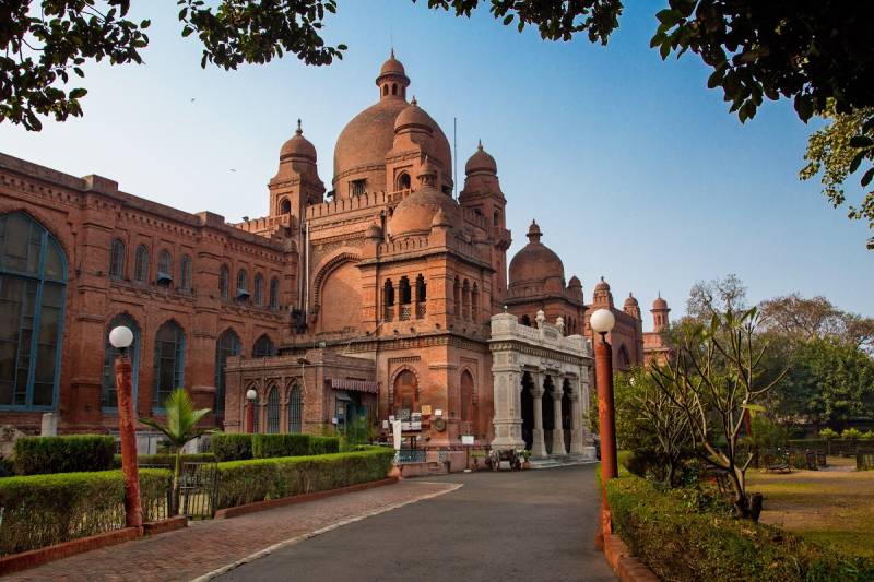 Pakistan Collective For Decolonial Practices And Lahore Museum Host Seminar On Decolonising Pakistan