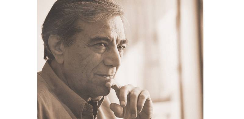 Zia Mohyeddin Takes His Final Bow