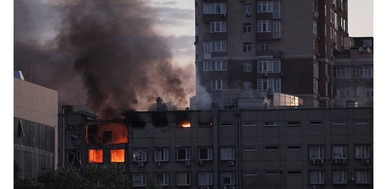 'I Had No Trace Of My Son': Pakistani Father Recalls Harrowing Moment When Kiev Was Bombed
