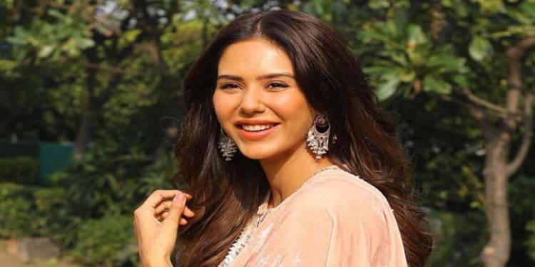 Sonam Bajwa To Visit Pakistan