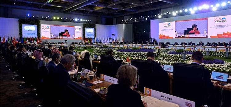 Negotiations Remain At Impasse Between Global Powers Over Restructuring, As Nations Like Pakistan Struggle With Debt