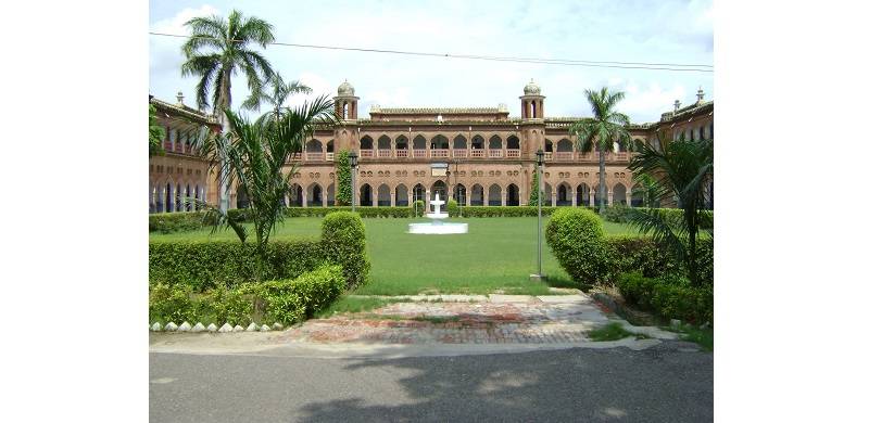 Cherished Days From Long Ago: Attending School At Aligarh