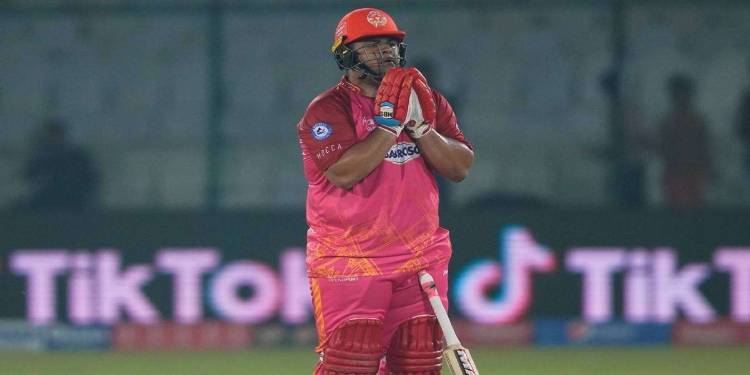 'Azam Khan Cannot Keep': Twitterati Slam Pakistan Wicketkeeper After Afghanistan Loss