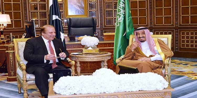 Saudi King Invites Nawaz, Shehbaz For Umrah