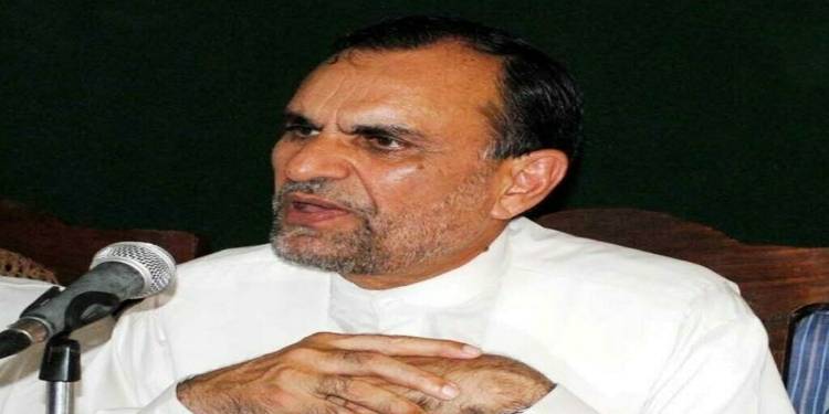 Azam Swati Calls Journalist ‘Pimp' For Asking Him A Question