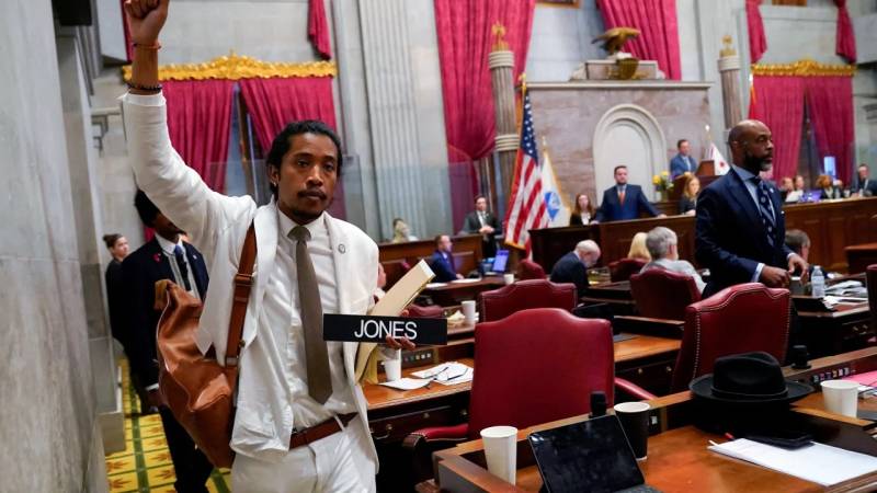 Tennessee Legislature Expels Lawmakers For Participating In Gun Control Protest