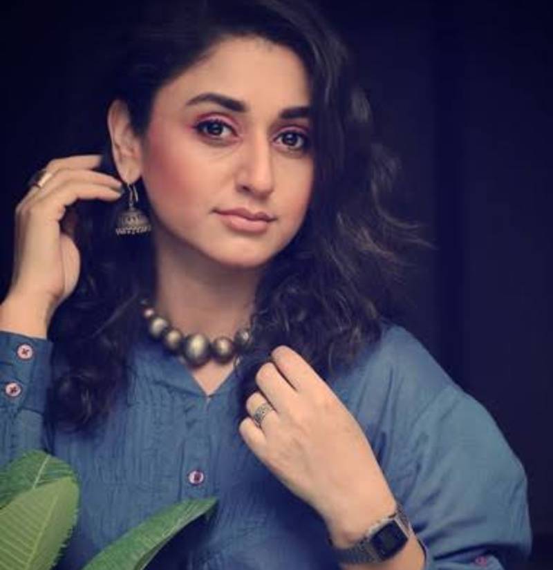 Pakistani Actress Dania Enwer Opens Up About Her Abusive Marriage