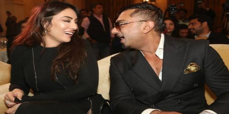 Punjabi Rapper Honey Singh Parts Way With GF Tina: Reports
